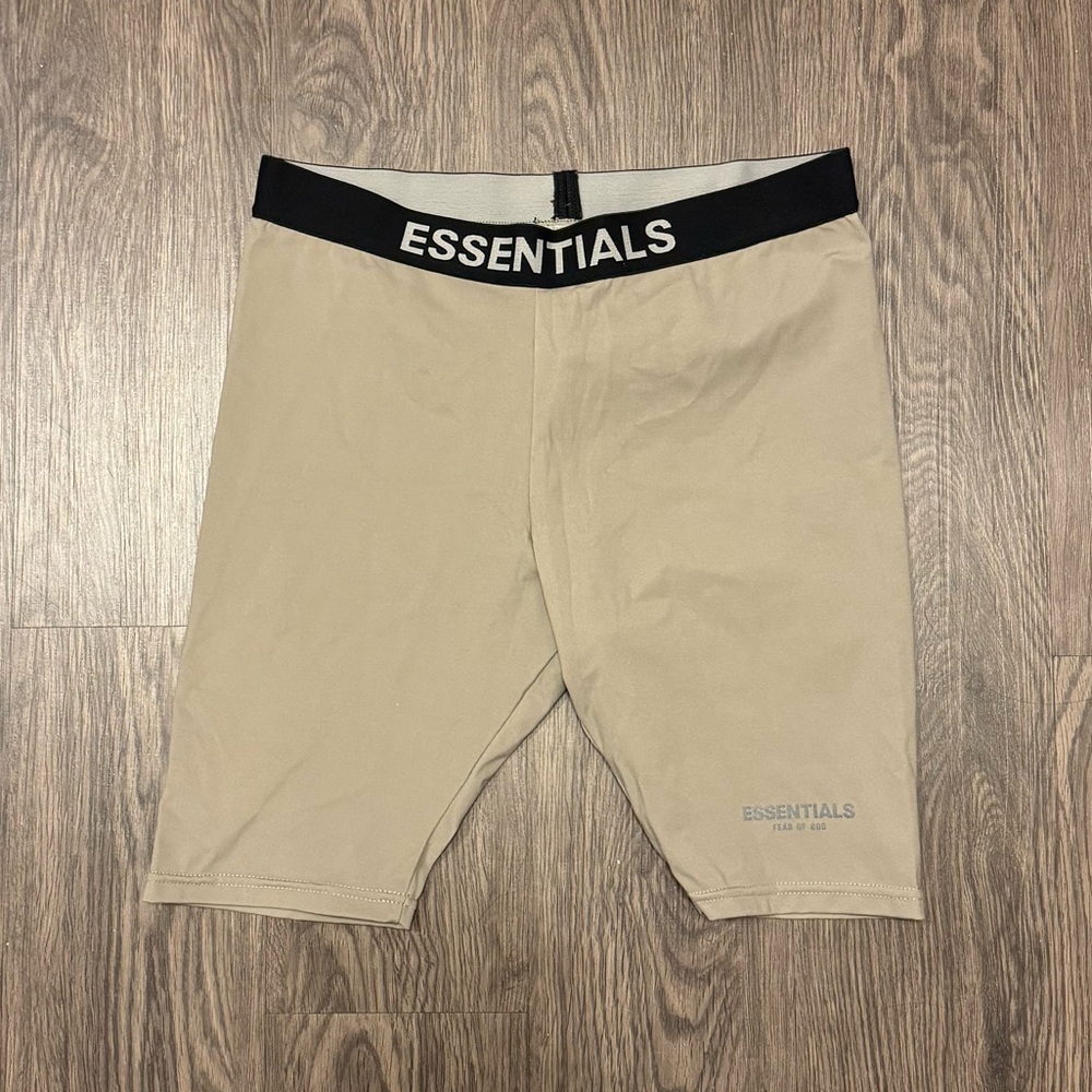 ESSENTIALS Biker Shorts